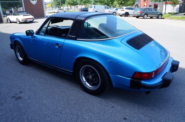 Fahrzeugabbildung Porsche 911 2.7 S Targa