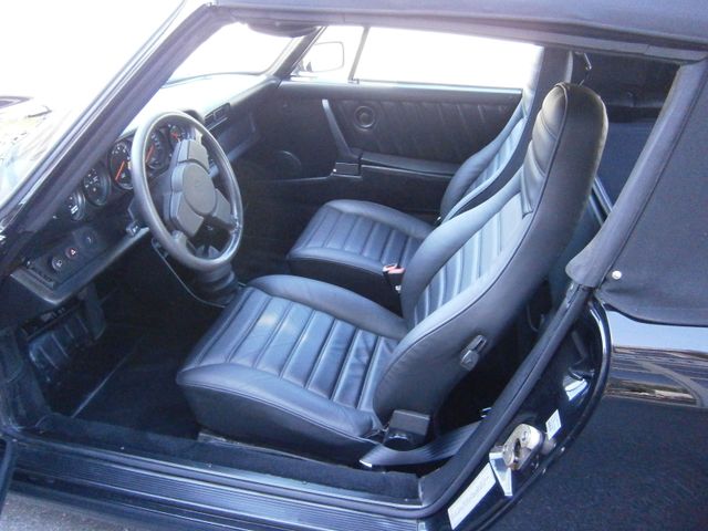 Fahrzeugabbildung Porsche 911 3.0 SC Cabriolet