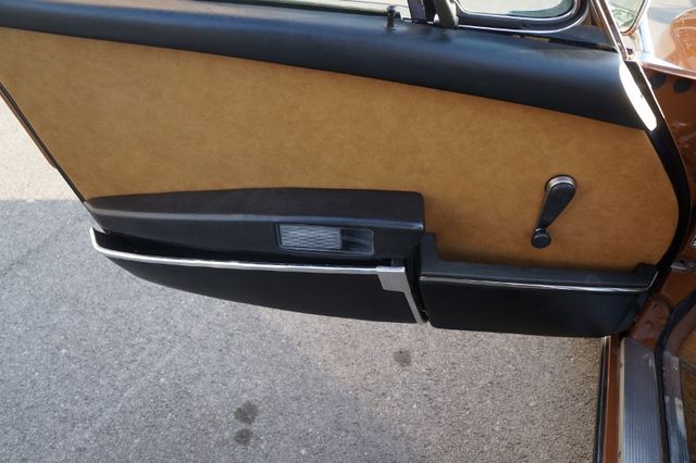 Fahrzeugabbildung Porsche 911 2.4 S Targa
