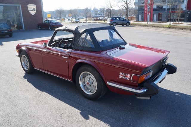 Fahrzeugabbildung Triumph TR6