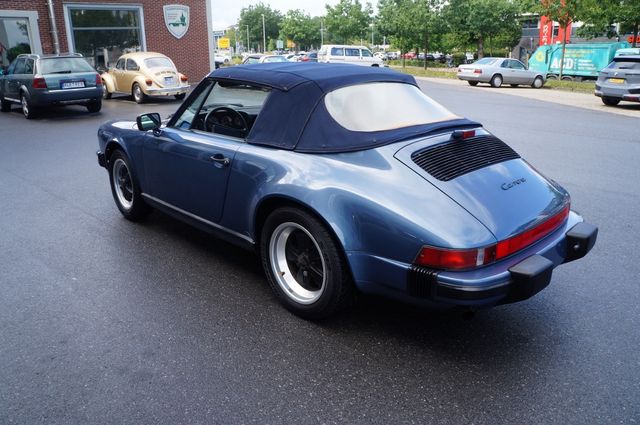 Fahrzeugabbildung Porsche 911 3.2 Carrera Cabrio