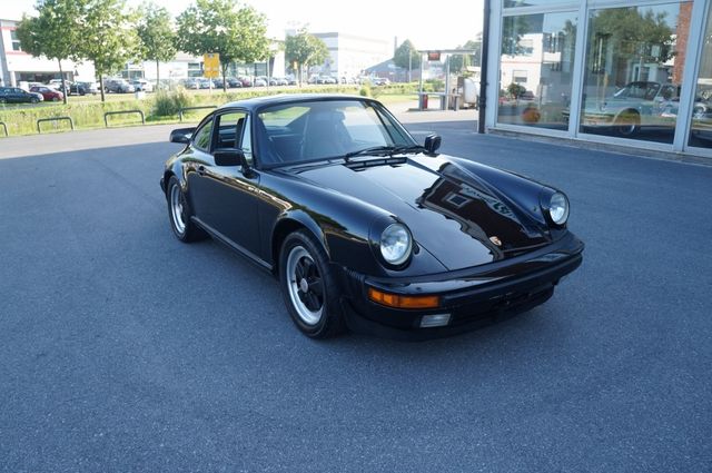Fahrzeugabbildung Porsche 911 3.2 Carrera Coupè